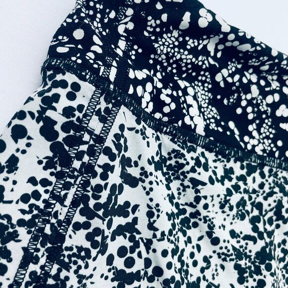 ~ Lululemon 10 Pace Rival Skirt Tennis Pickleball WITHOUT SHORTS Black White - Picture 15 of 16